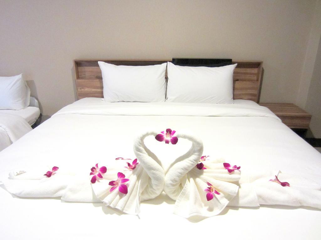 Hotel Life Grand Chiang Mai Esterno foto