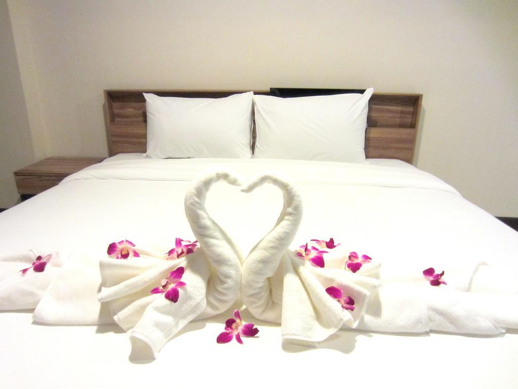 Hotel Life Grand Chiang Mai Esterno foto