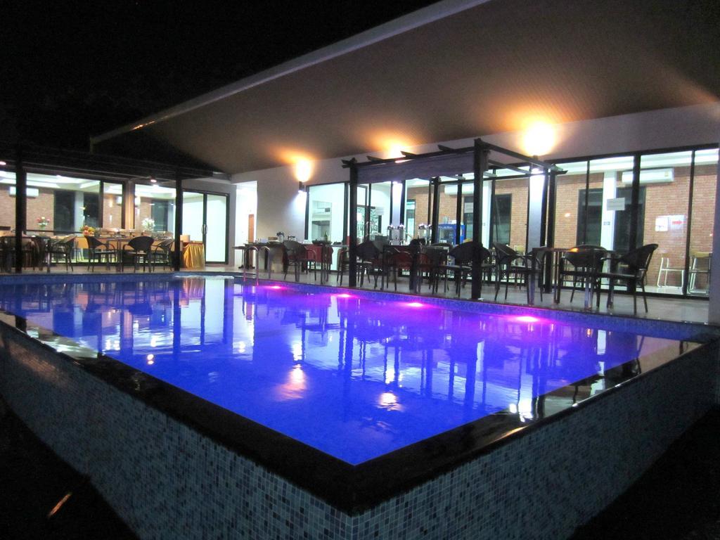 Hotel Life Grand Chiang Mai Esterno foto