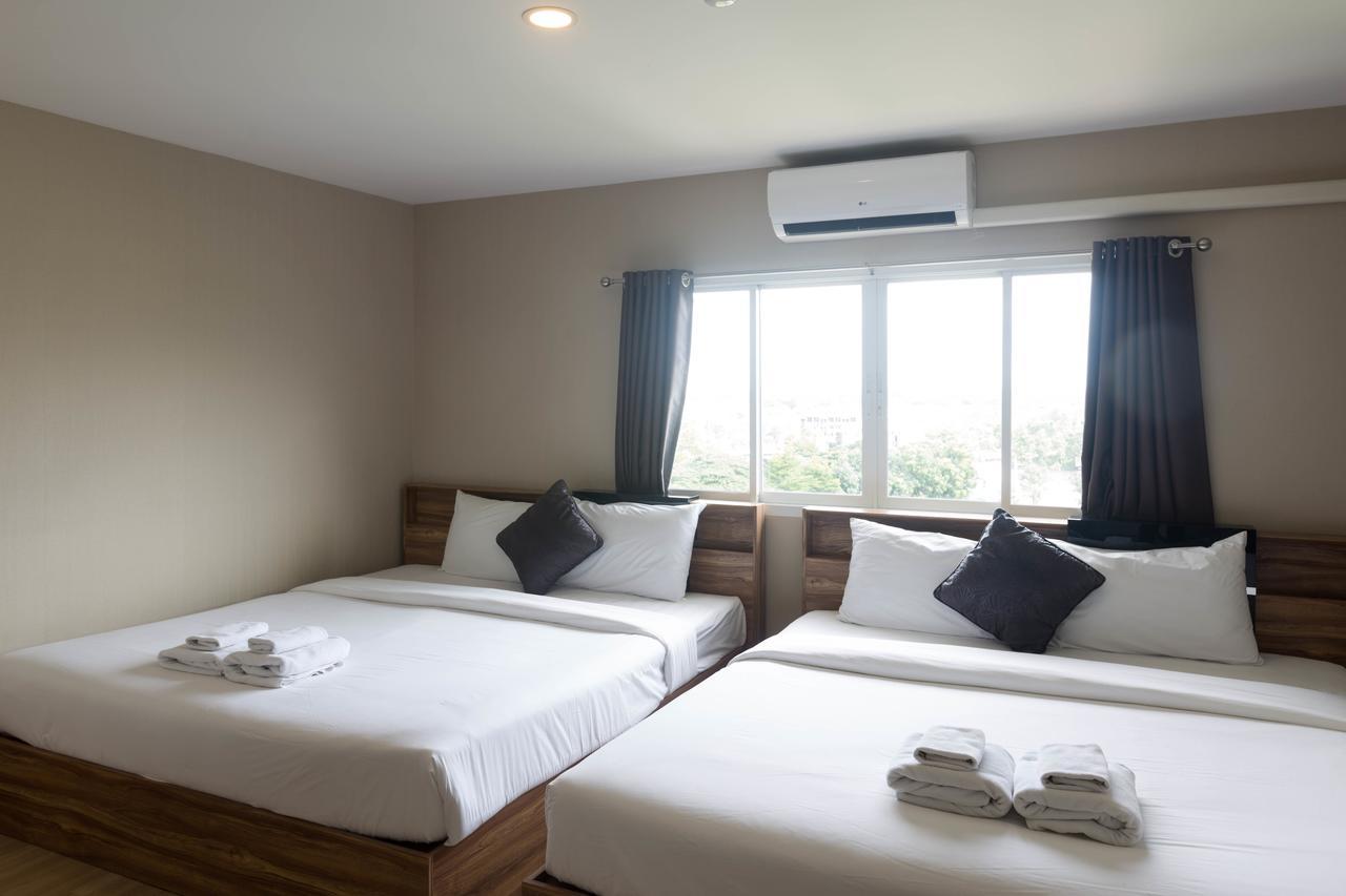Hotel Life Grand Chiang Mai Esterno foto