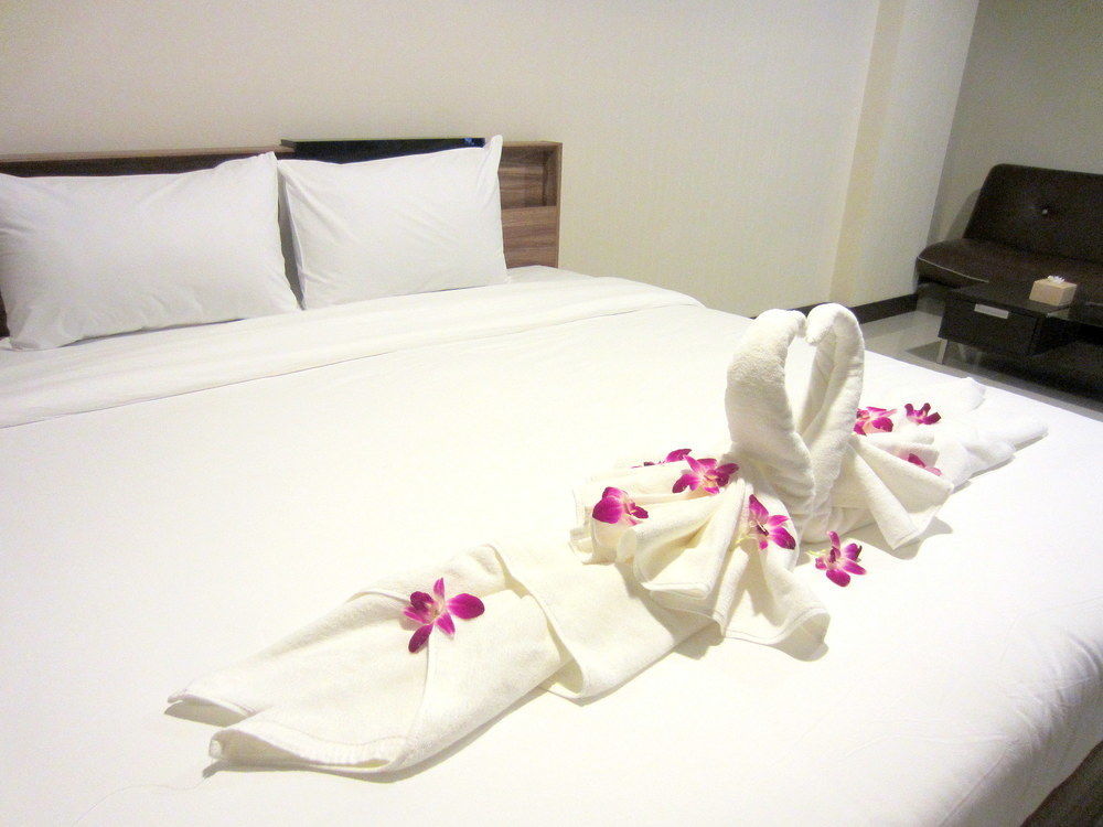 Hotel Life Grand Chiang Mai Esterno foto